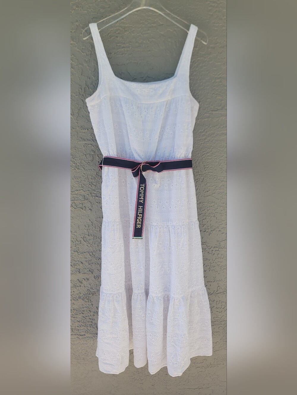Tommy Hilfiger White Eyelet Midi Dress Logo Ribbon Belt Size 14 Tea Party chic - Picture 3 of 14